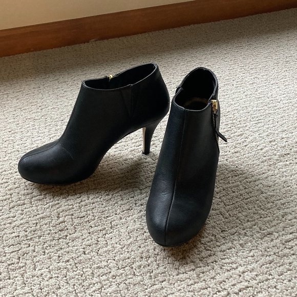 Madden Ankle Boots - Picture 1 of 3